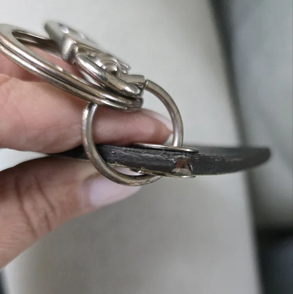 Louis Vuitton Bag Charm Damier Graphite Porte Cles Alps -Keychain - Picture 9 of 9